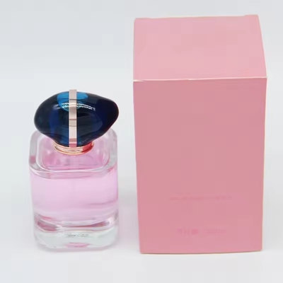 Venta al por mayor Botella de perfume vacía de spray cuadrado superior para mate con embalaje