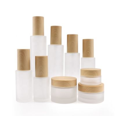 los tarros cosméticos de cristal a granel de las botellas de la bomba 40/410 de la loción 80ml observan la crema 40m m
