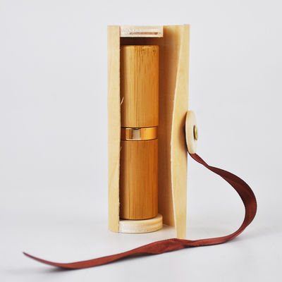 bambú amistoso lindo de los envases 5g del bálsamo de los tubos del lustre del labio de 6g 5ml Eco